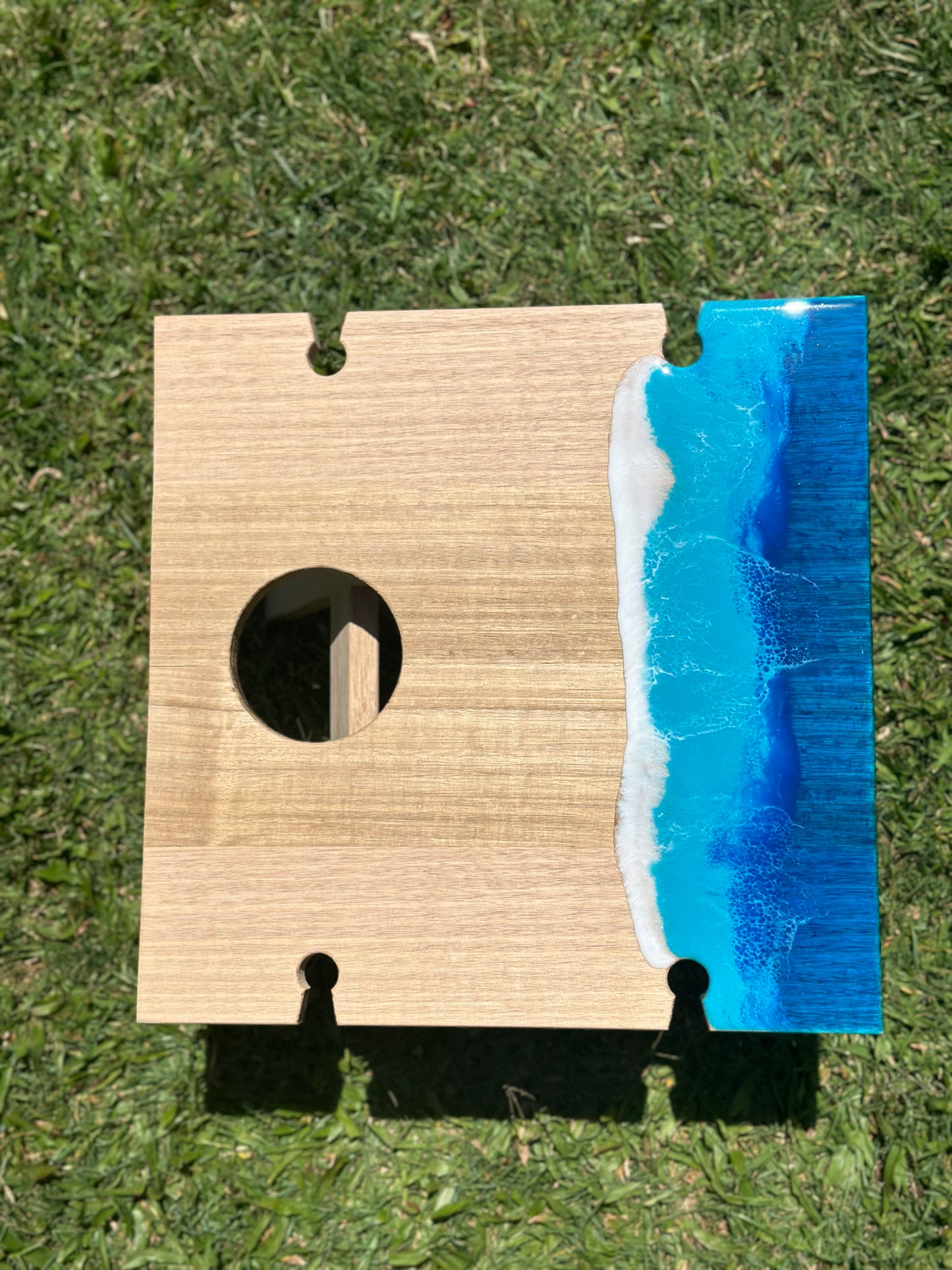 Square Resin Wine Picnic Table