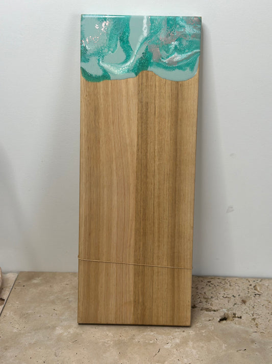 Resin Raised Serving Plank