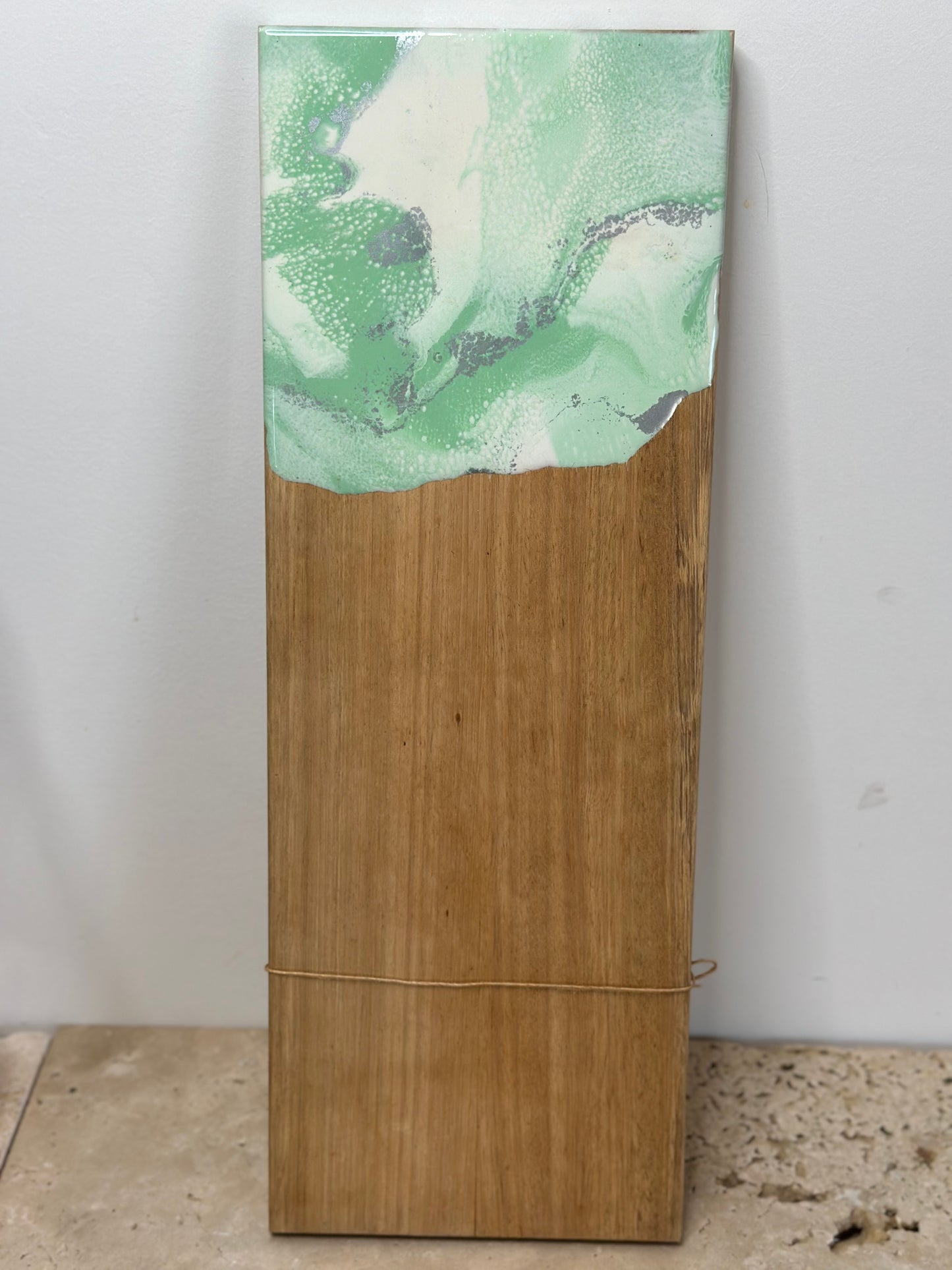 Resin Raised Serving Plank