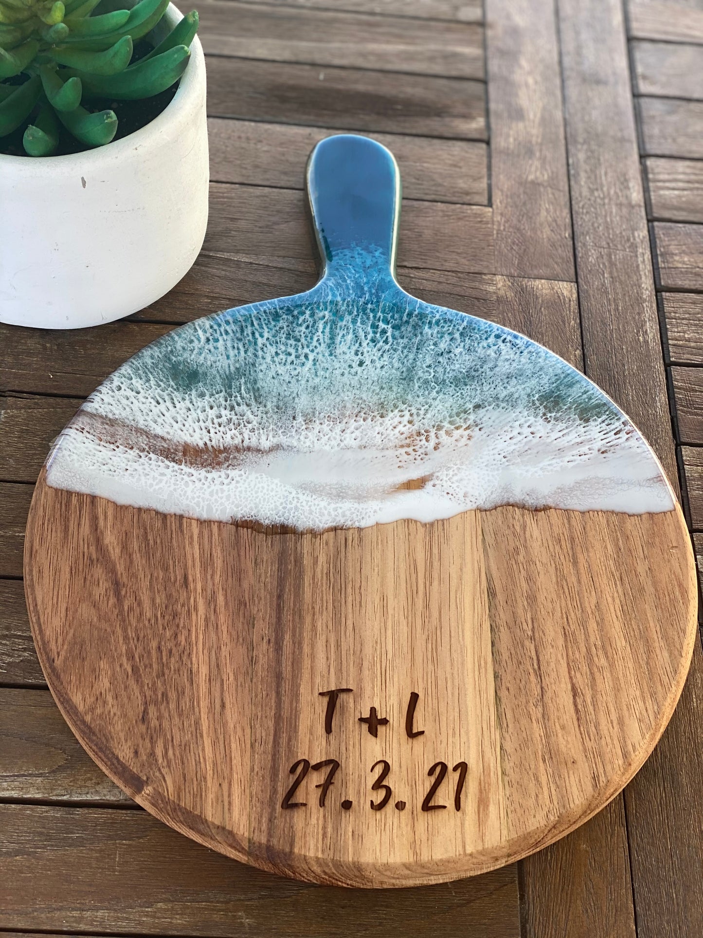 Round Paddle Resin Serving Board - PRE ORDER