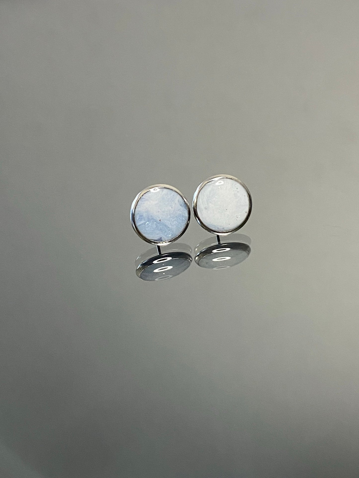 Silver Resin Stud Earrings (159)