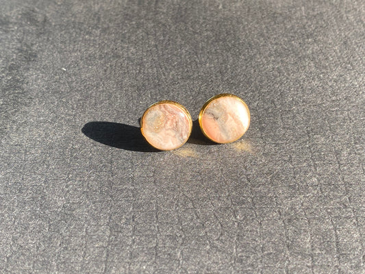 Gold Resin Stud Earrings (256)